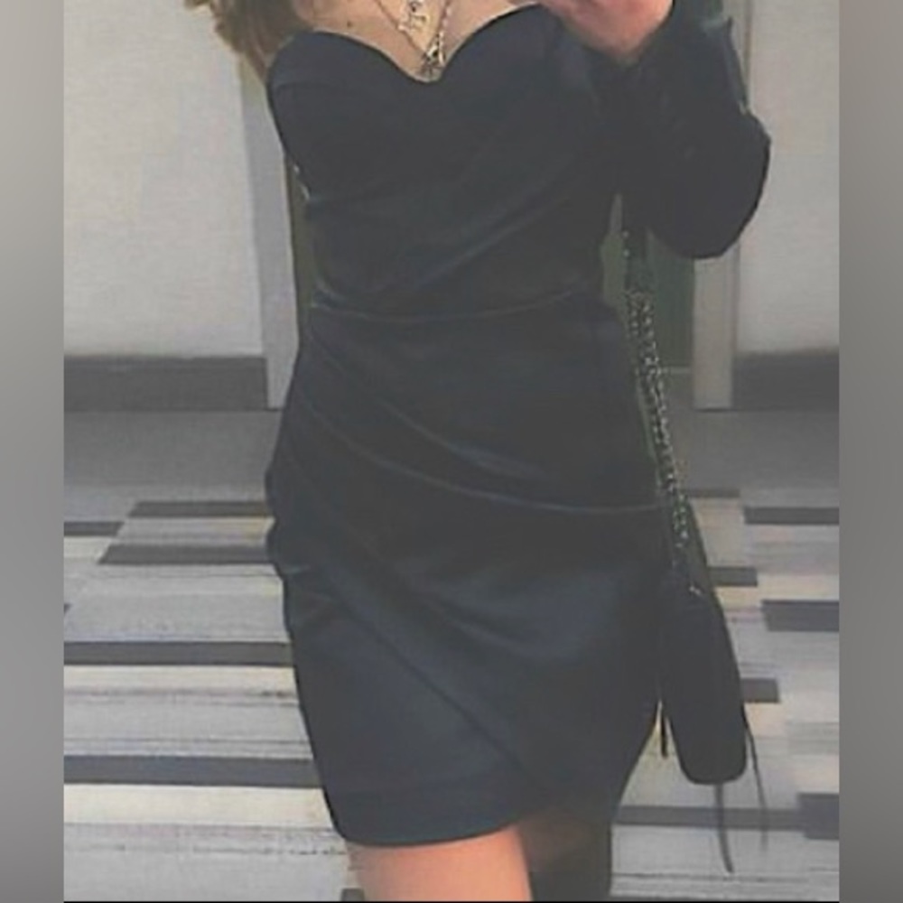 Lavish Alice Blazer Bust Dress - Picture 5 of 10